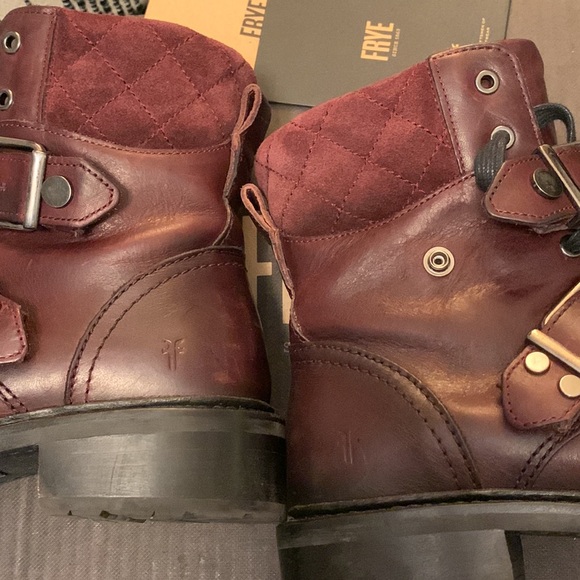 💕TRADE ONLY 4 MICHELLE💕
🥾Authentic Frye Samantha Stud Hiker🥾 - Picture 8 of 14